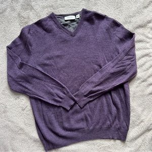 Men’s V Neck Sweater - large - Calvin Klein